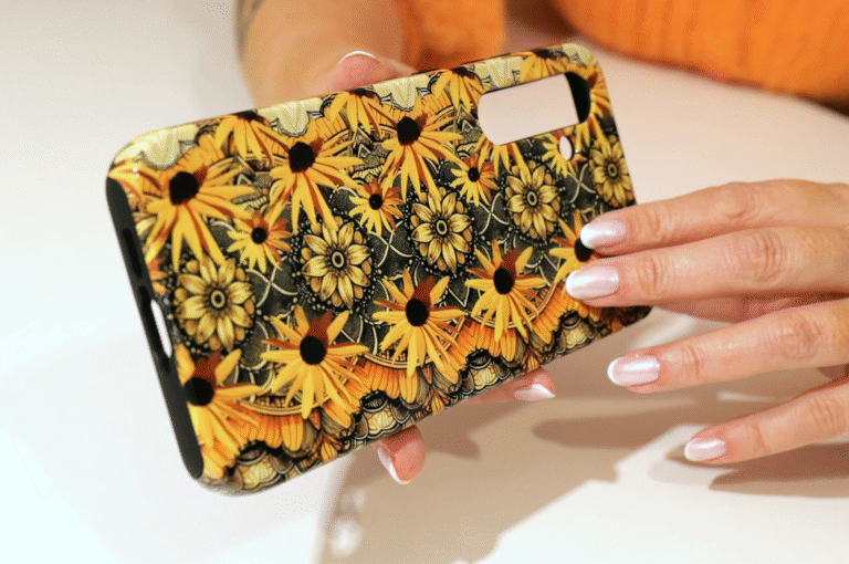 Orange flowers 3d stereogram phone case