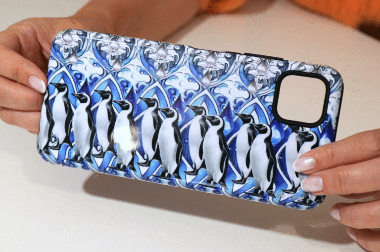 Penguins 3d stereogram phone case