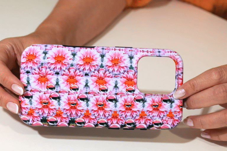 Pink dahlias 3d stereogram phone case